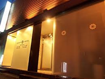 DECAS HOTEL (デーカーズ ホテル)